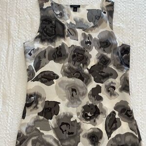 Ann Taylor Gray & White Floral-Print Tank Top